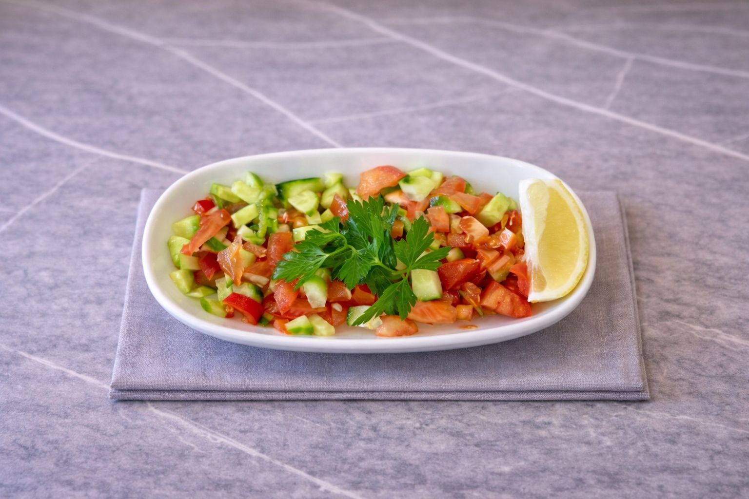 ÇOBAN SALATA